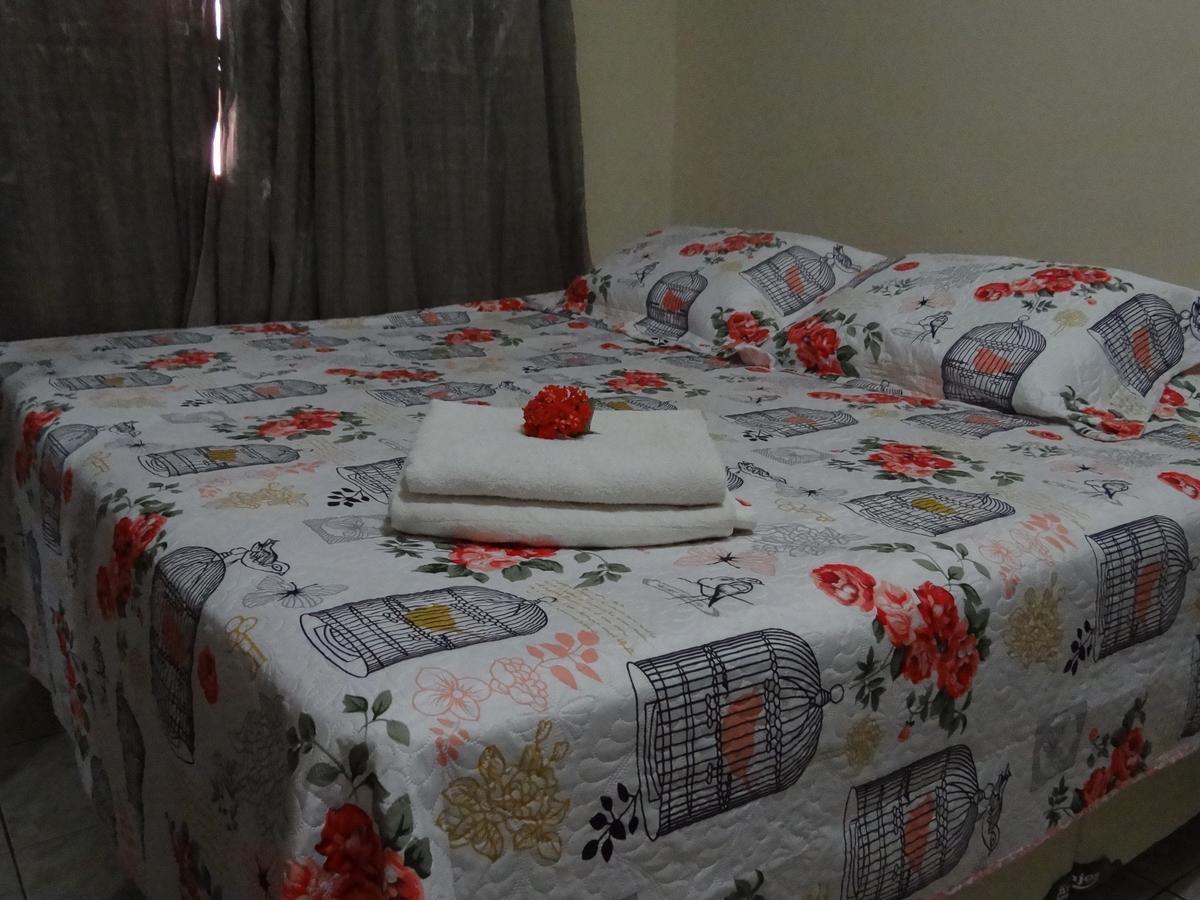 Casa Da Helo Quartos Em Foz Hotel Foz do Iguaçu Esterno foto